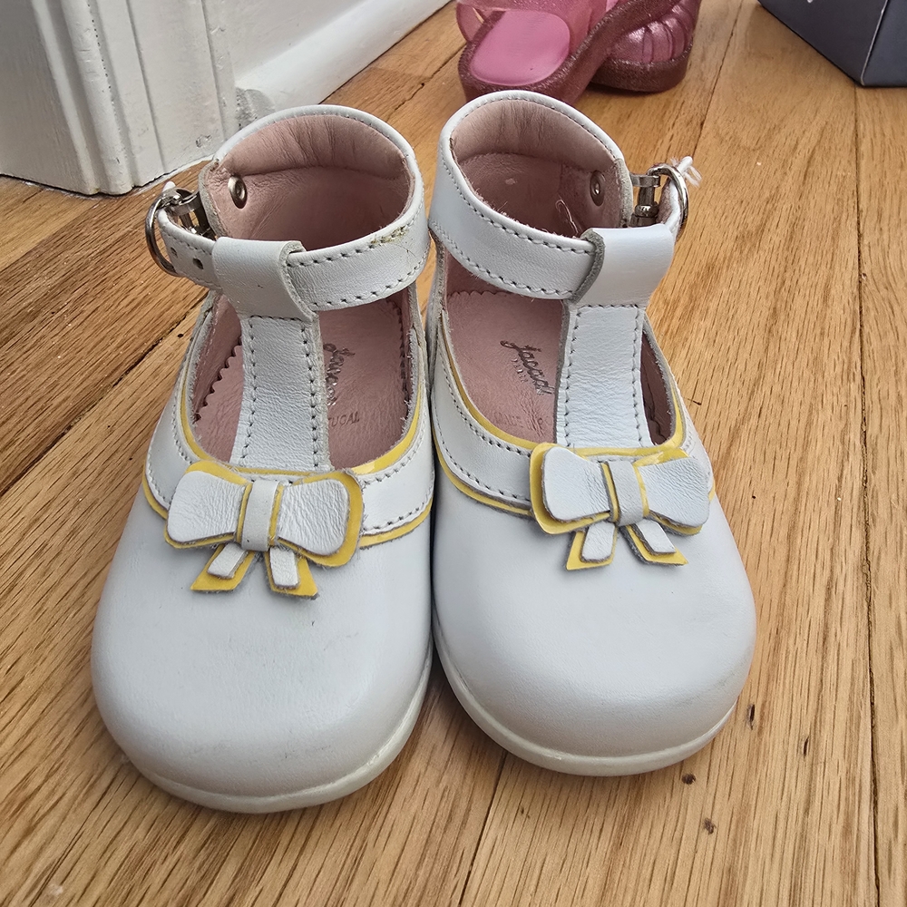 Jacadi White and Yellow Kids Shoes with Bow Sz 18